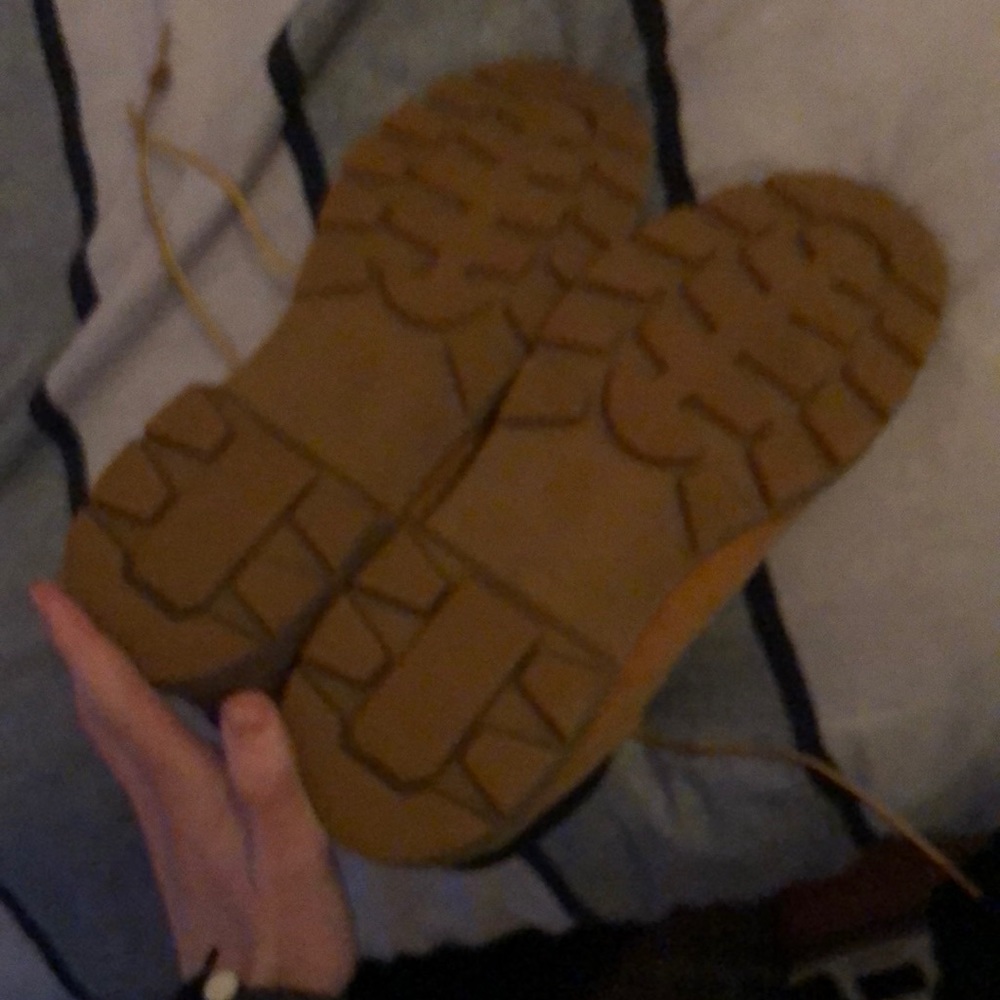 Timberlands - Picture 3 of 3